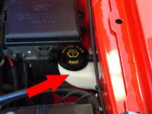 1999-04 Mustang Windshield Washer Reservoir