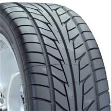 315/35/17 Nitto Nt555